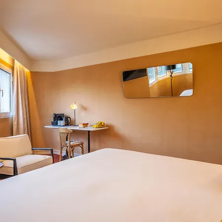 Отель Kopster Porte De Versailles 4*
