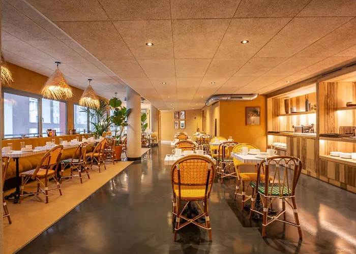 Kopster Porte De Versailles 4*